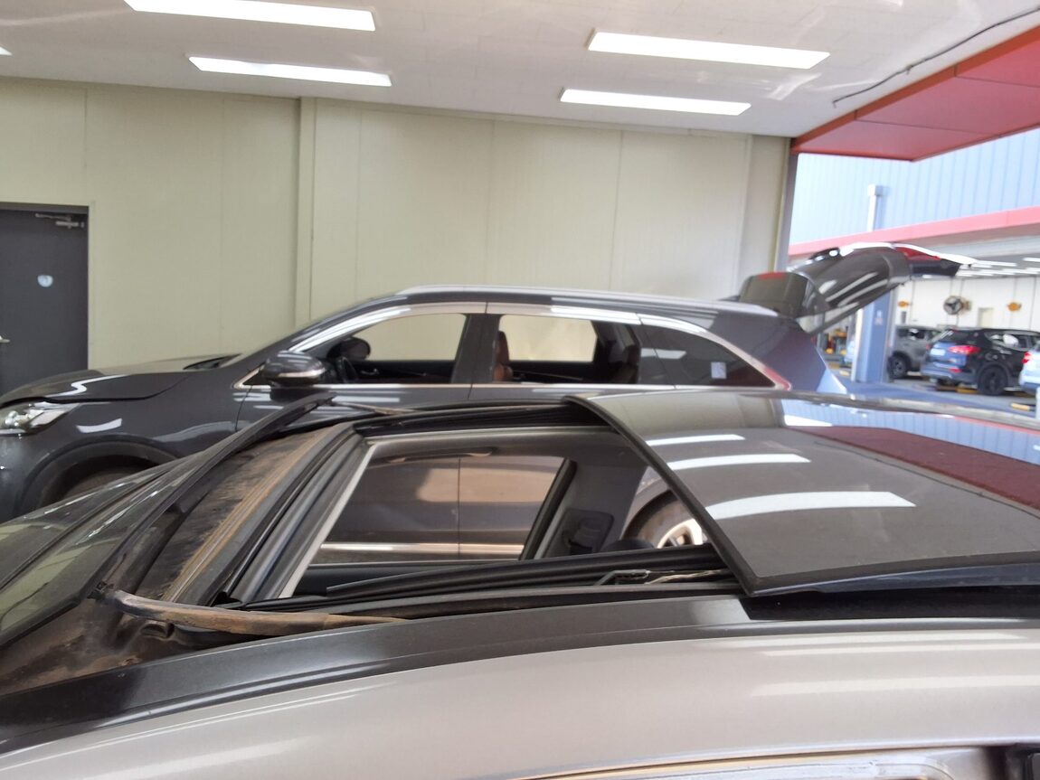 HYUNDAI YF SONATA Y20 LUXURY 2012 - zdjęcie 26