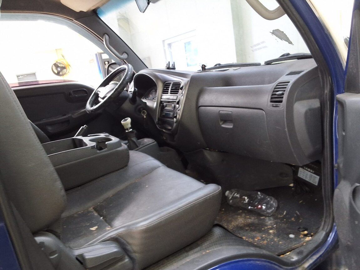 KIA BONGO III CARGO CRDi KING CAB EXTRA LONG WHEELBASE 2016 - zdjęcie 12