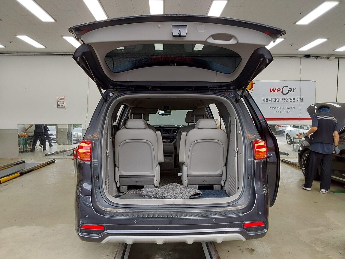 KIA THE NEW CARNIVAL 9-SEATER DIESEL LUXURY 2020 - zdjęcie 15