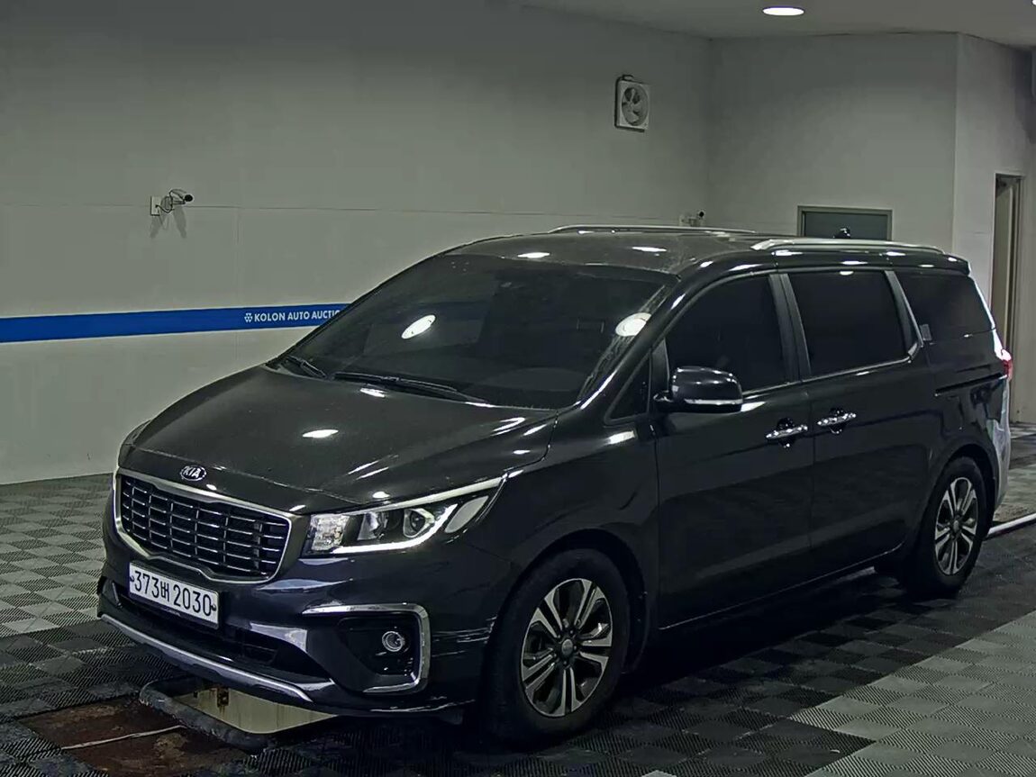 KIA THE NEW CARNIVAL 9-SEATER DIESEL LUXURY 2020 - zdjęcie 2