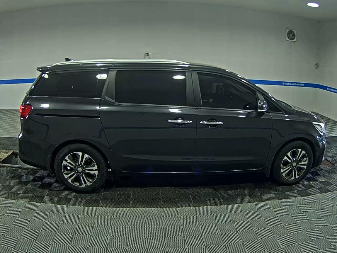 KIA THE NEW CARNIVAL 9-SEATER DIESEL LUXURY 2020 - zdjęcie 4