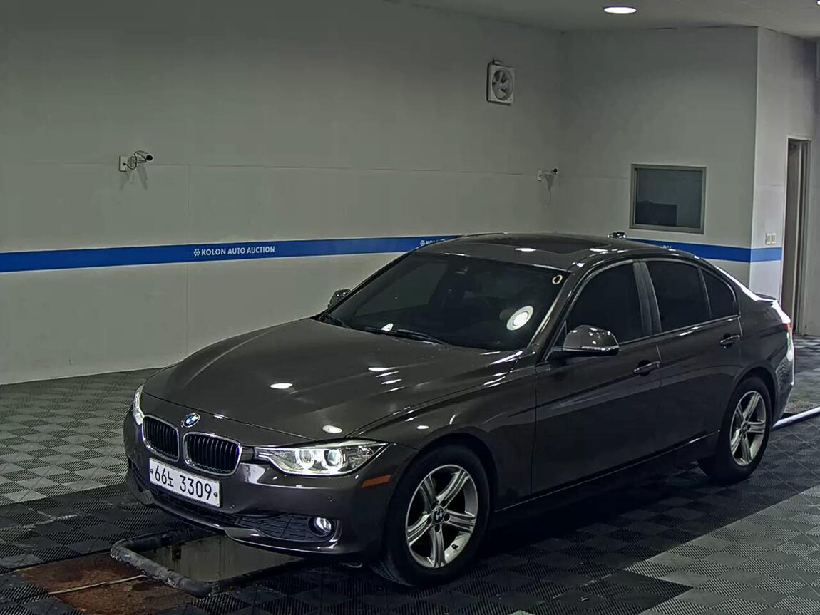 BMW 3 SERIES (6TH GEN) 320d xDRIVE 2015 - zdjęcie 2