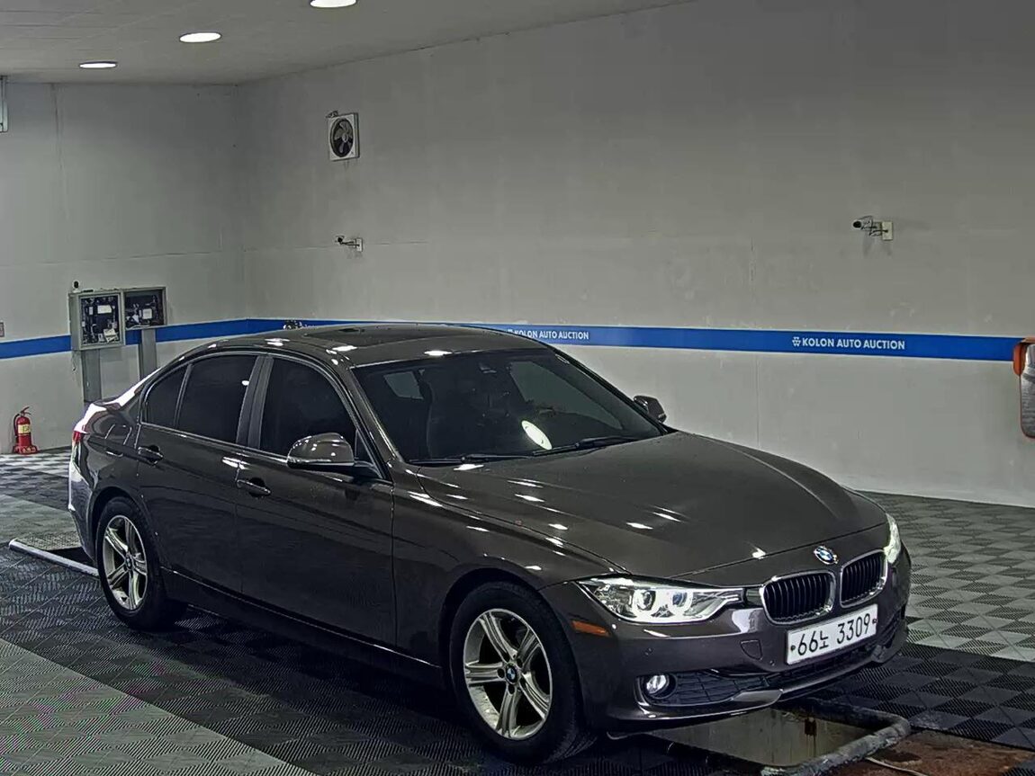 BMW 3 SERIES (6TH GEN) 320d xDRIVE 2015 - zdjęcie 3