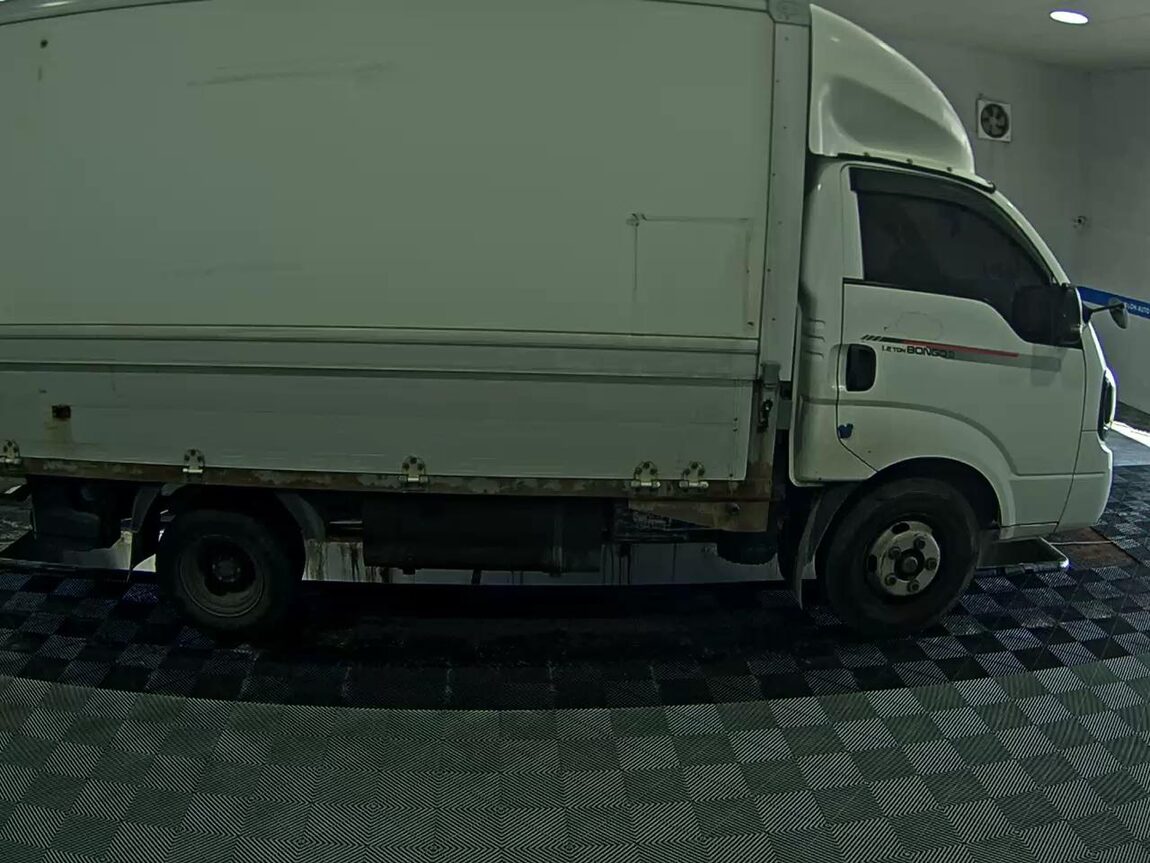 KIA THE NEW BONGO III CARGO WING BODY 1.2 TON ELECTRIC 2020 - zdjęcie 3