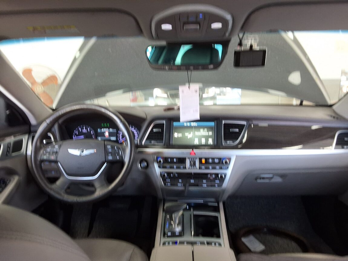 GENESIS G80 3.3 GDi AWD LUXURY 2017 - zdjęcie 11