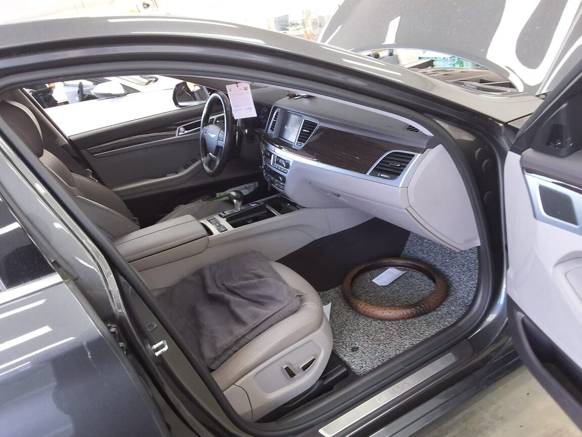 GENESIS G80 3.3 GDi AWD LUXURY 2017 - zdjęcie 14