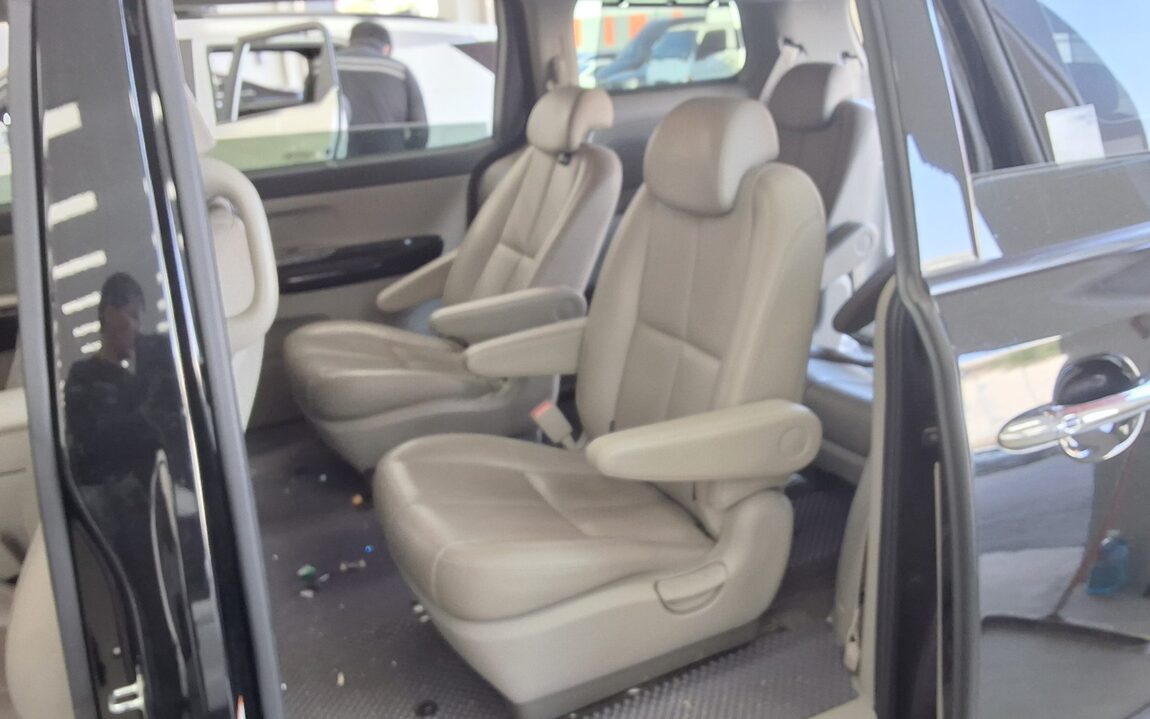 KIA THE NEW CARNIVAL 9-SEATER DIESEL NOBLESSE SPECIAL 2019 - zdjęcie 12