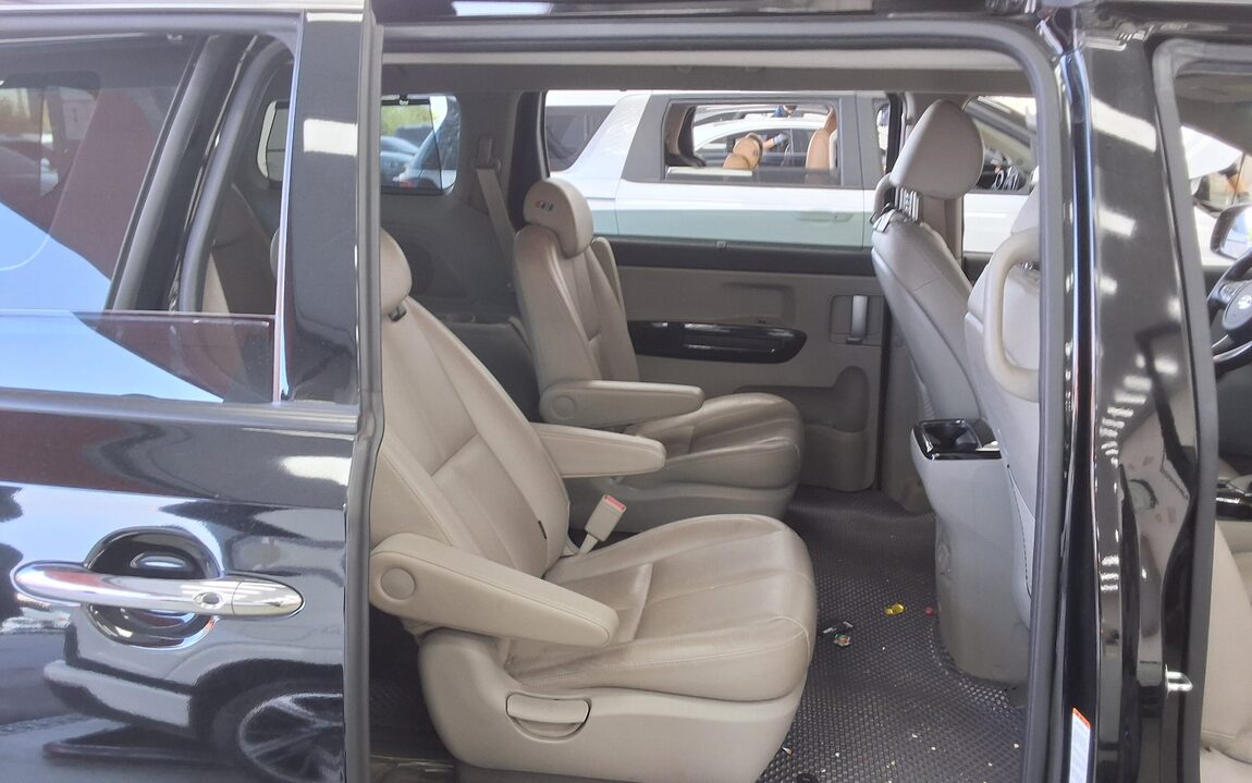 KIA THE NEW CARNIVAL 9-SEATER DIESEL NOBLESSE SPECIAL 2019 - zdjęcie 13