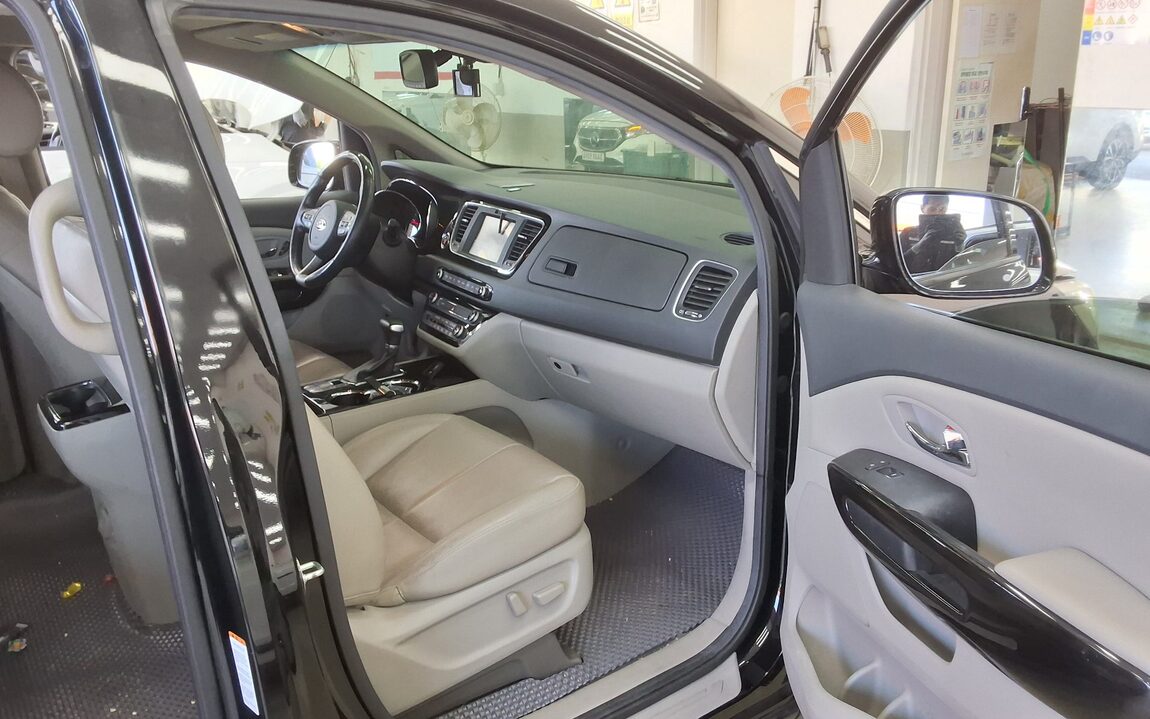 KIA THE NEW CARNIVAL 9-SEATER DIESEL NOBLESSE SPECIAL 2019 - zdjęcie 14