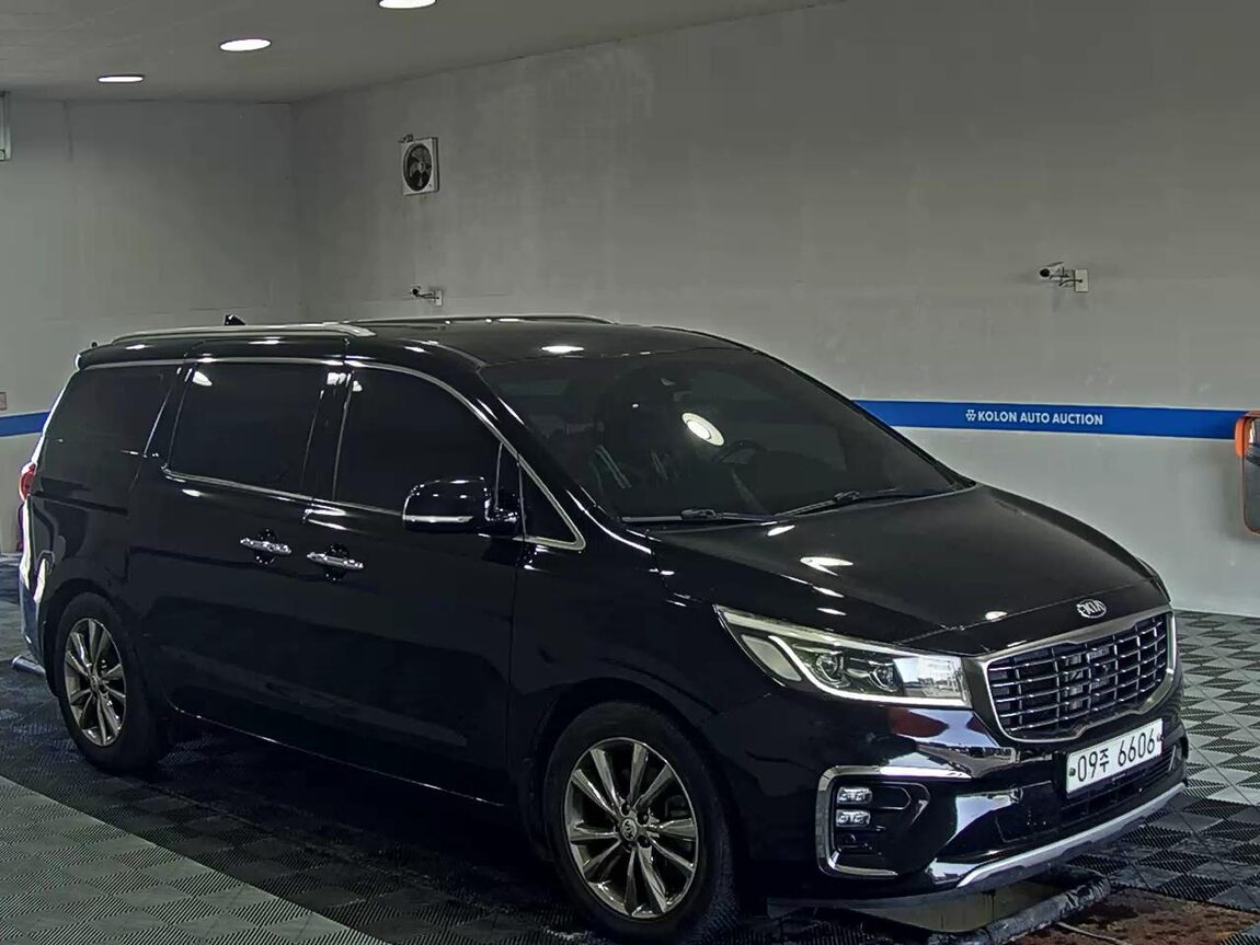 KIA THE NEW CARNIVAL 9-SEATER DIESEL NOBLESSE SPECIAL 2019 - zdjęcie 3
