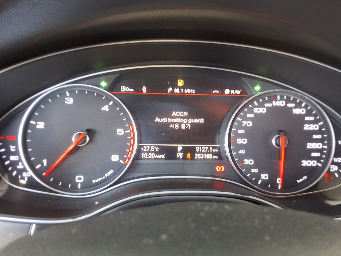 AUDI A6 (4TH GEN) 45 TDI QUATTRO 2015 - zdjęcie 27