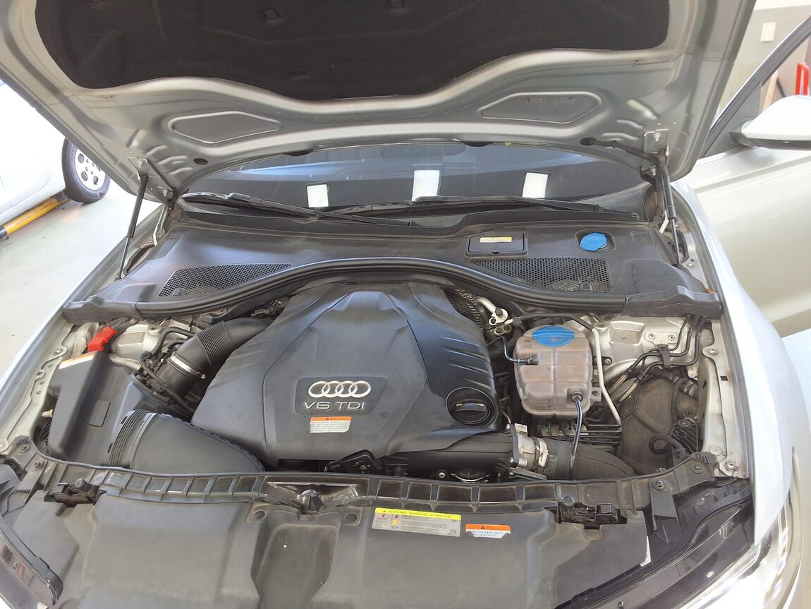 AUDI A6 (4TH GEN) 45 TDI QUATTRO 2015 - zdjęcie 21
