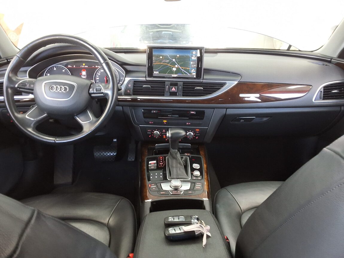 AUDI A6 (4TH GEN) 45 TDI QUATTRO 2015 - zdjęcie 11