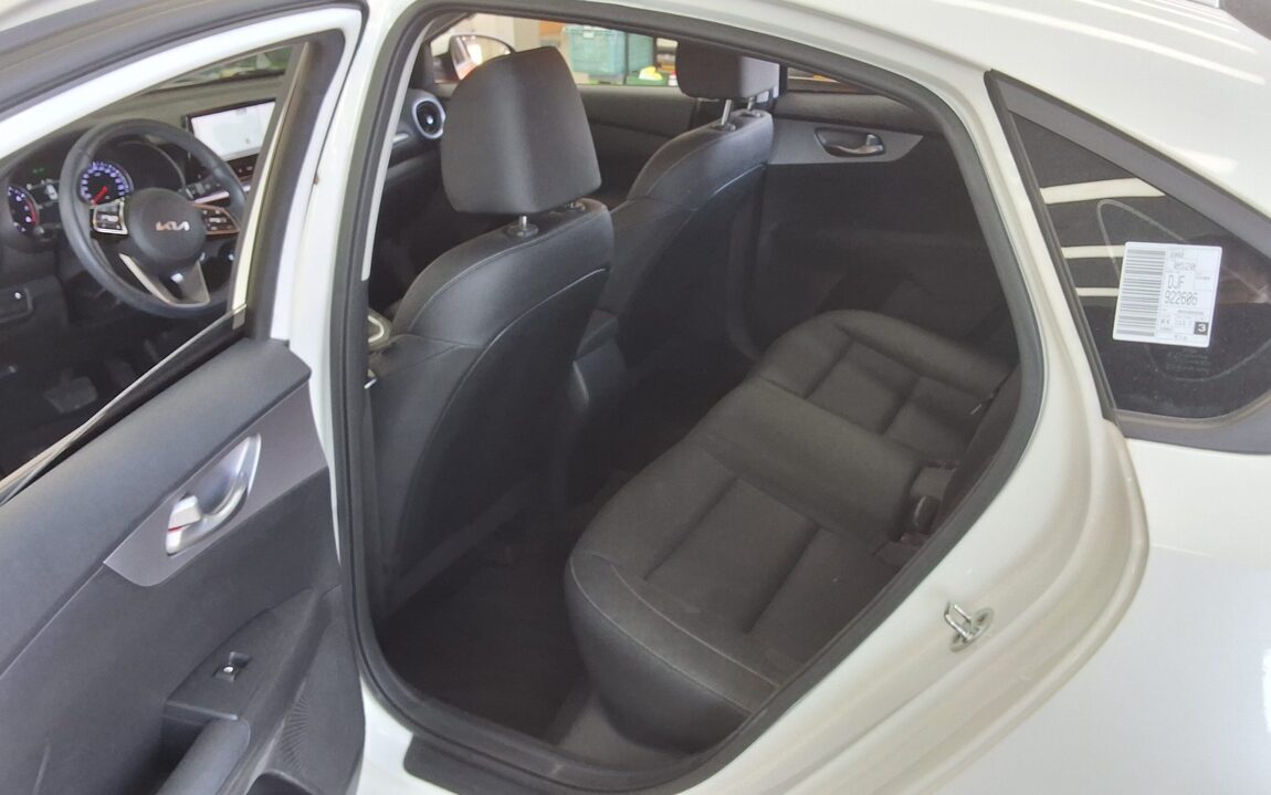 KIA THE NEW K3 1.6 GASOLINE PRESTIGE 2022 - zdjęcie 12