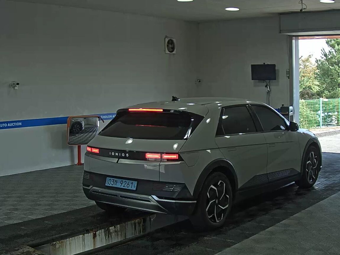 HYUNDAI IONIQ 5 EV 2WD LONG RANGE EXCLUSIVE 2022 - zdjęcie 5