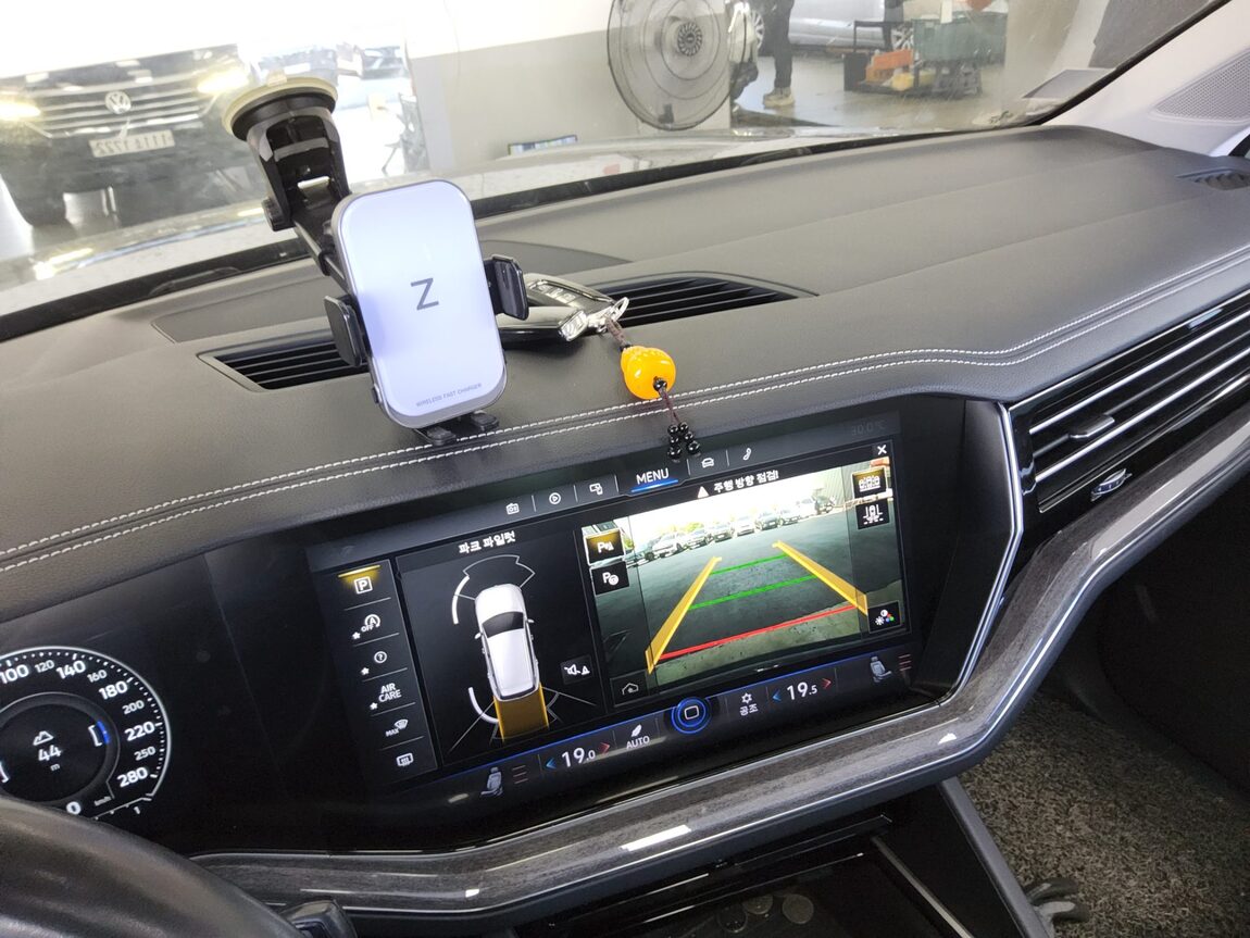 VOLKSWAGEN TOUAREG (3RD GEN) 3.0 TDI PREMIUM 2020 - zdjęcie 18