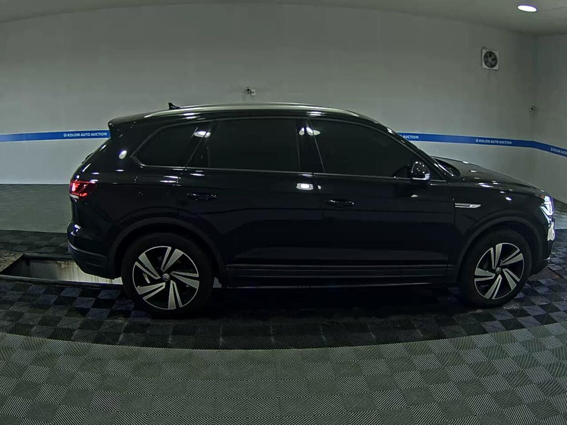 VOLKSWAGEN TOUAREG (3RD GEN) 3.0 TDI PREMIUM 2020 - zdjęcie 4
