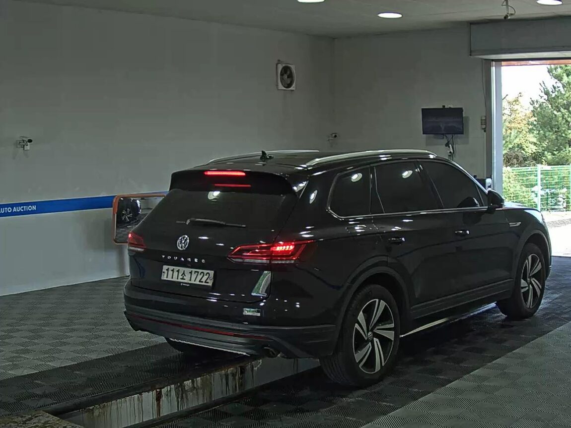 VOLKSWAGEN TOUAREG (3RD GEN) 3.0 TDI PREMIUM 2020 - zdjęcie 5