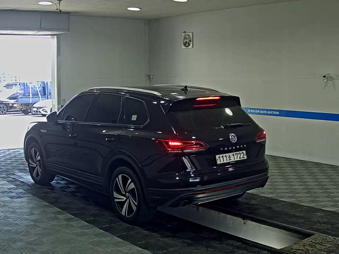 VOLKSWAGEN TOUAREG (3RD GEN) 3.0 TDI PREMIUM 2020 - zdjęcie 6