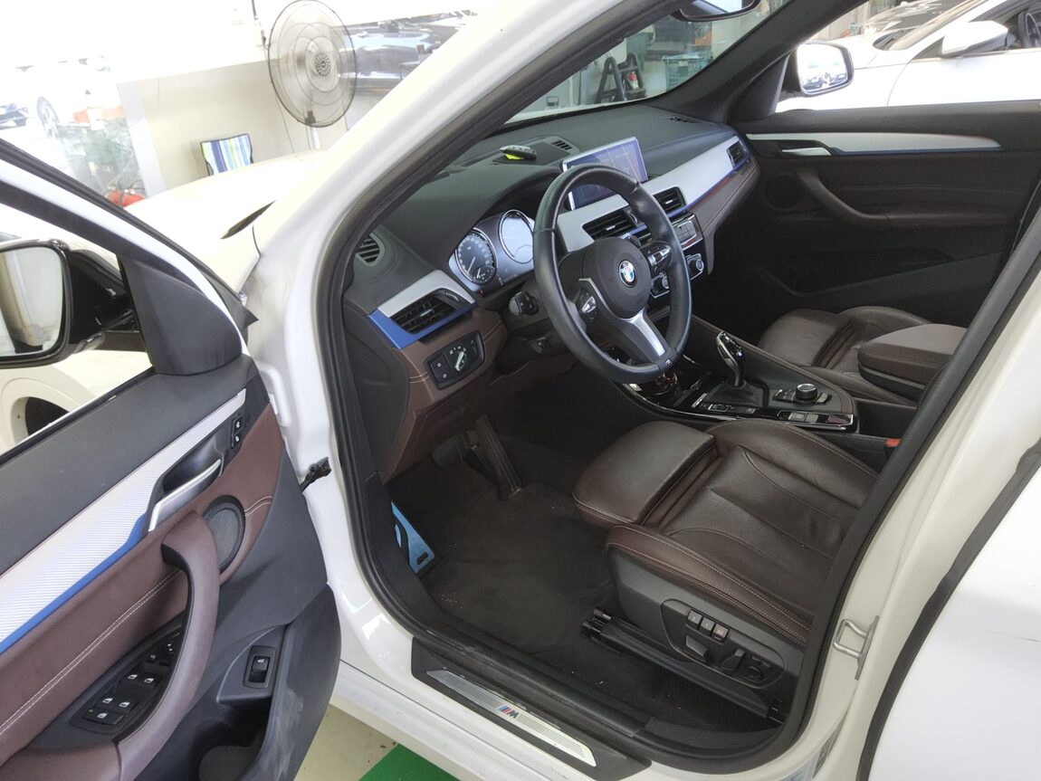 BMW X1 (2ND GEN) 18d xDRIVE M SPORT PACK 2021 - zdjęcie 10