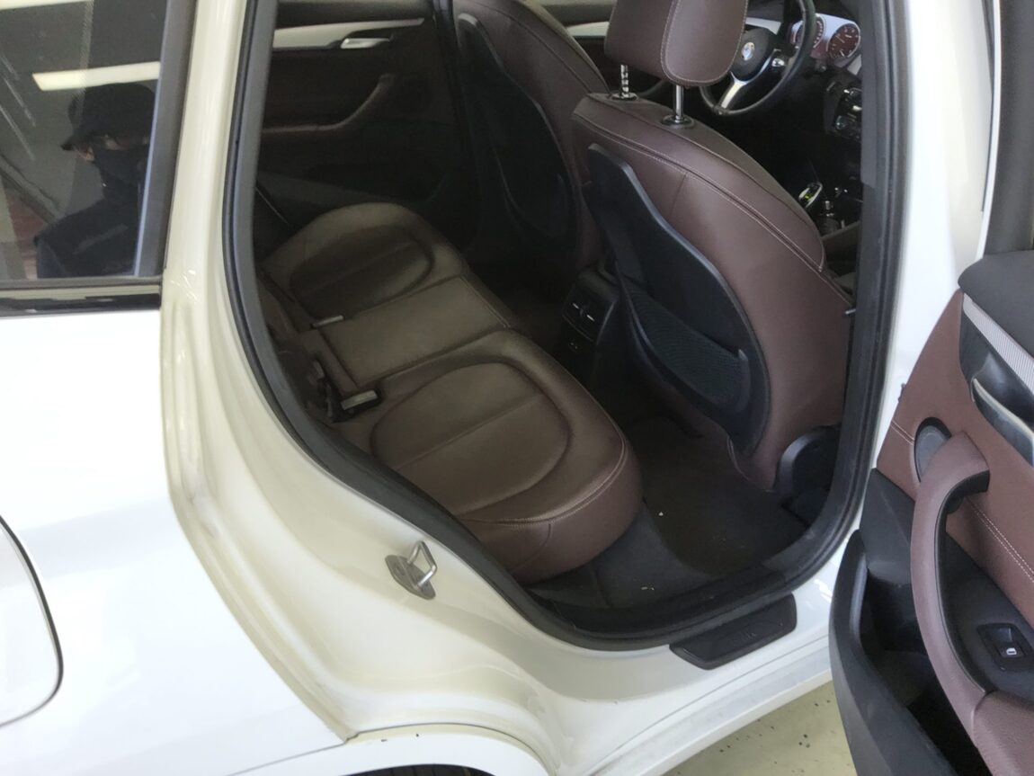 BMW X1 (2ND GEN) 18d xDRIVE M SPORT PACK 2021 - zdjęcie 13