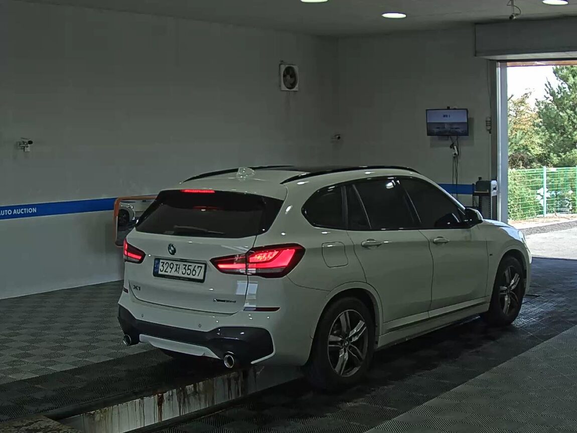 BMW X1 (2ND GEN) 18d xDRIVE M SPORT PACK 2021 - zdjęcie 5