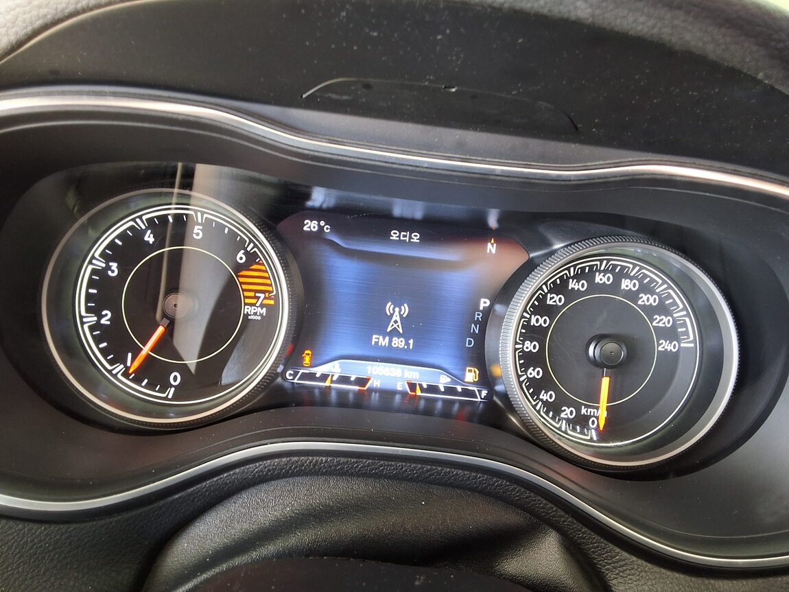 JEEP CHEROKEE (KL) 2.4 AWD LIMITED 2021 - zdjęcie 10