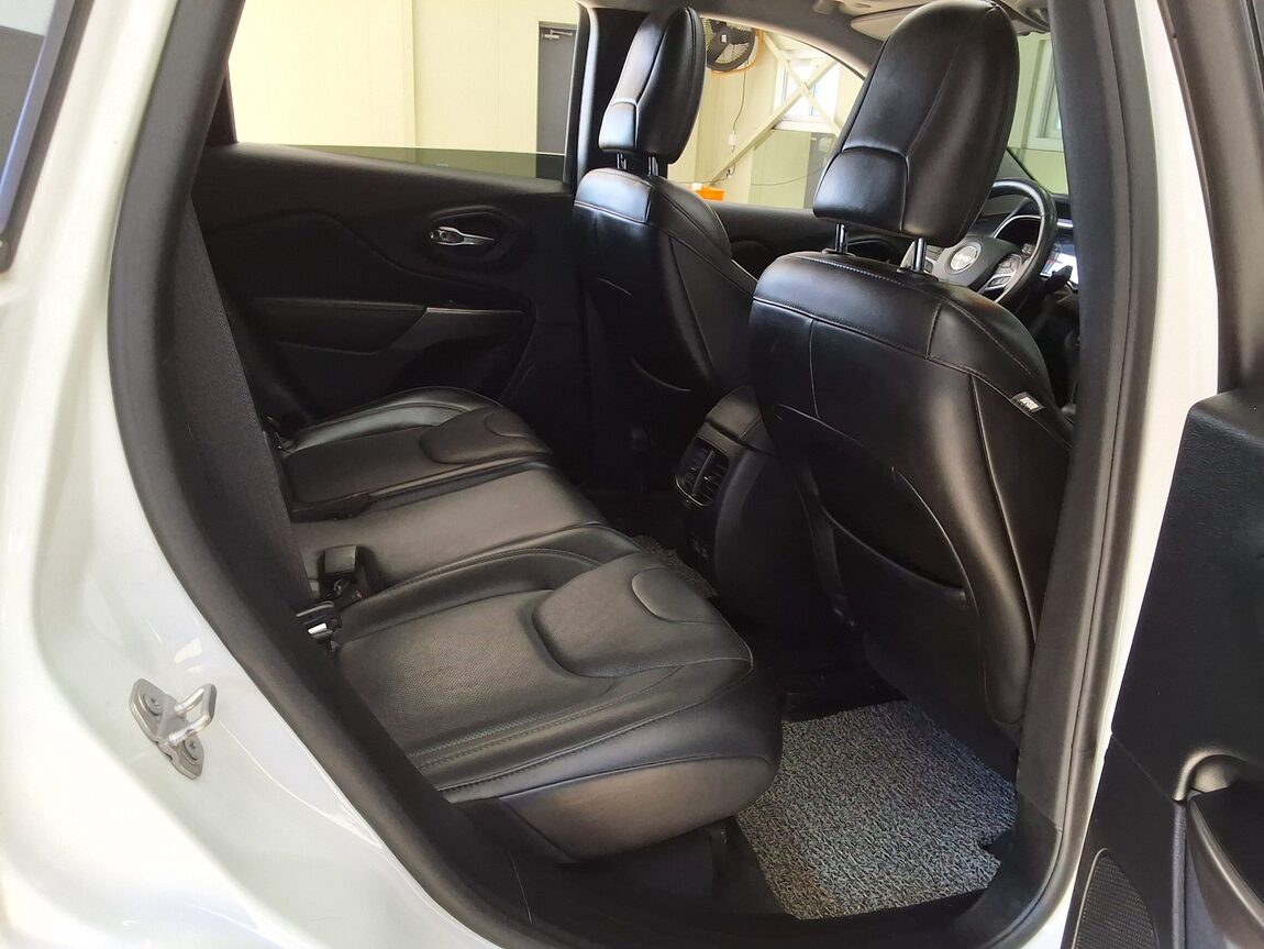JEEP CHEROKEE (KL) 2.4 AWD LIMITED 2021 - zdjęcie 14