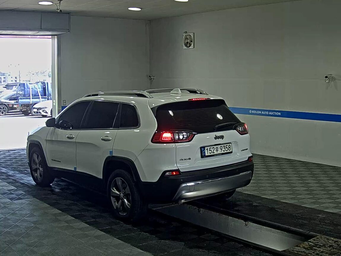 JEEP CHEROKEE (KL) 2.4 AWD LIMITED 2021 - zdjęcie 6