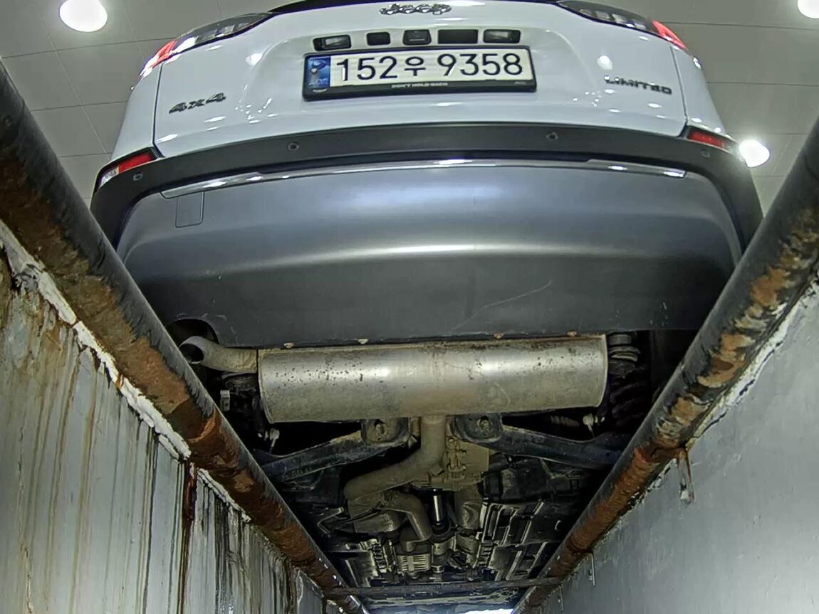 JEEP CHEROKEE (KL) 2.4 AWD LIMITED 2021 - zdjęcie 8