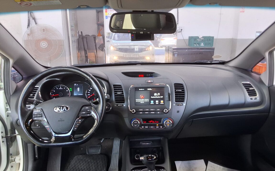 KIA THE NEW K3 1.6 GDI PRESTIGE 2016 - zdjęcie 11