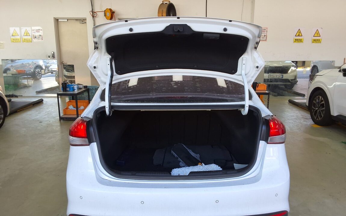 KIA THE NEW K3 1.6 GDI PRESTIGE 2016 - zdjęcie 15