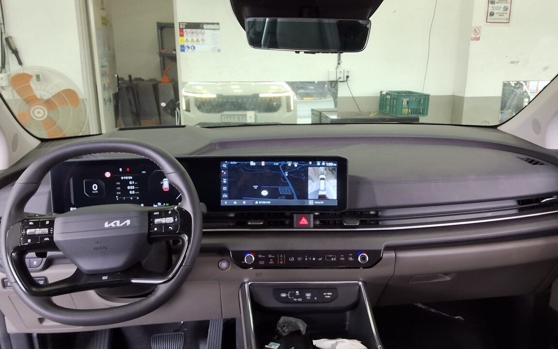 KIA THE NEW CARNIVAL HYBRID (KA4) 1.6 HEV 9-SEATER NOBLESSE 2025 - zdjęcie 11