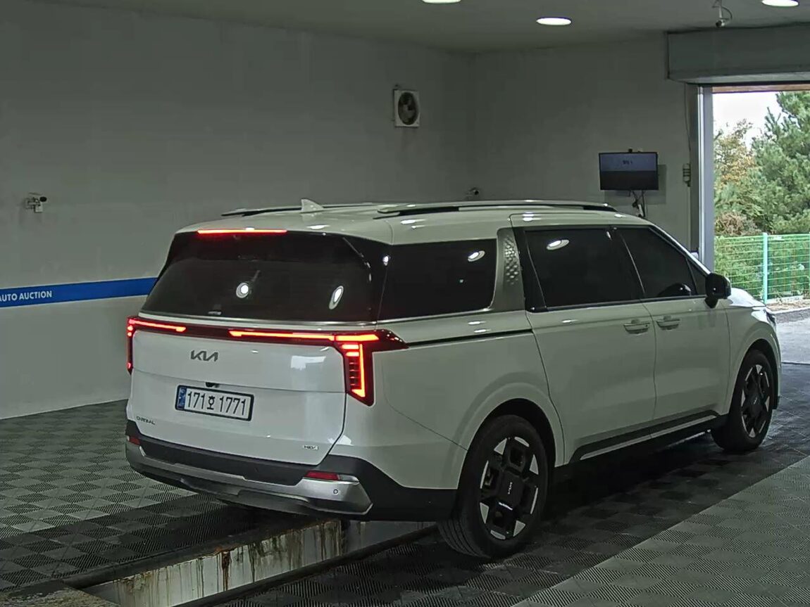 KIA THE NEW CARNIVAL HYBRID (KA4) 1.6 HEV 9-SEATER NOBLESSE 2025 - zdjęcie 5