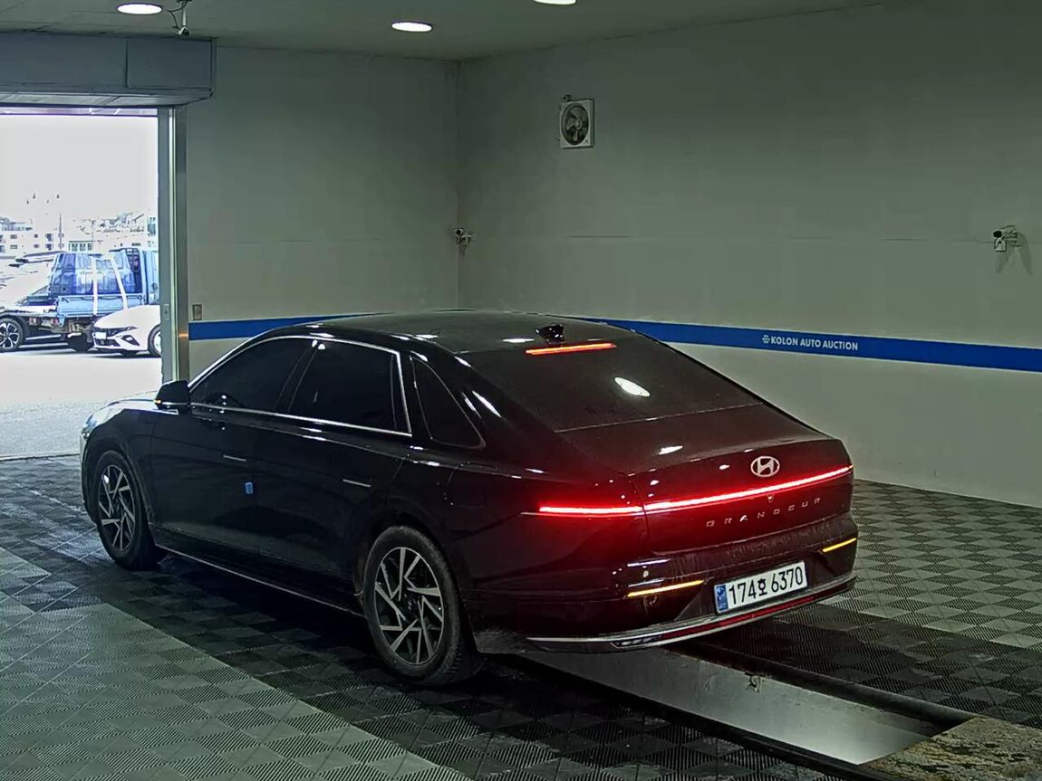 HYUNDAI THE ALL NEW GRANDEUR GASOLINE 2.5 PREMIUM 2023 - zdjęcie 6