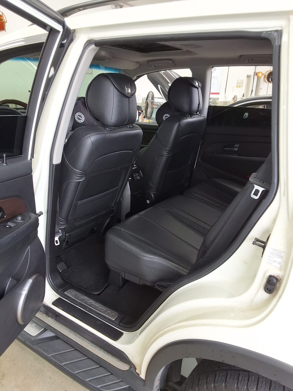 KG MOBILITY (SSANGYONG) REXTON W 2.0 4WD NOBLESSE 2014 - zdjęcie 12