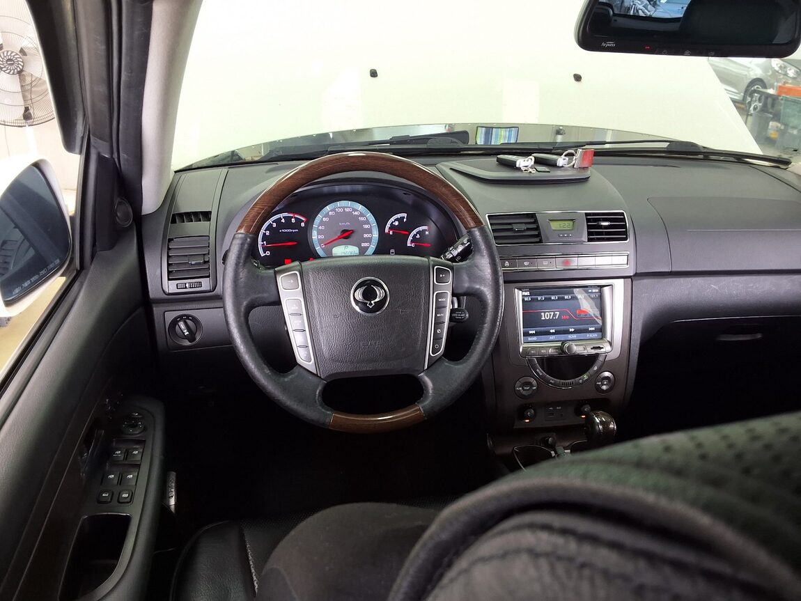 KG MOBILITY (SSANGYONG) REXTON W 2.0 4WD NOBLESSE 2014 - zdjęcie 19