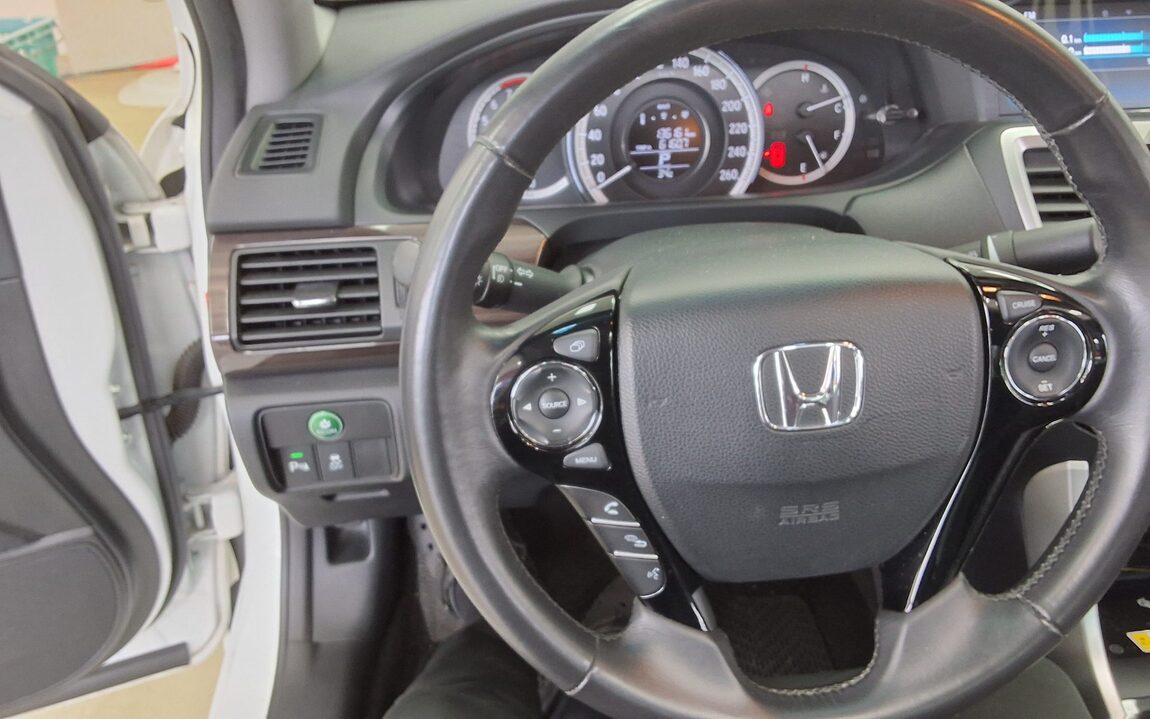 HONDA ACCORD (9TH GEN) 2.4 EX-L 2017 - zdjęcie 17