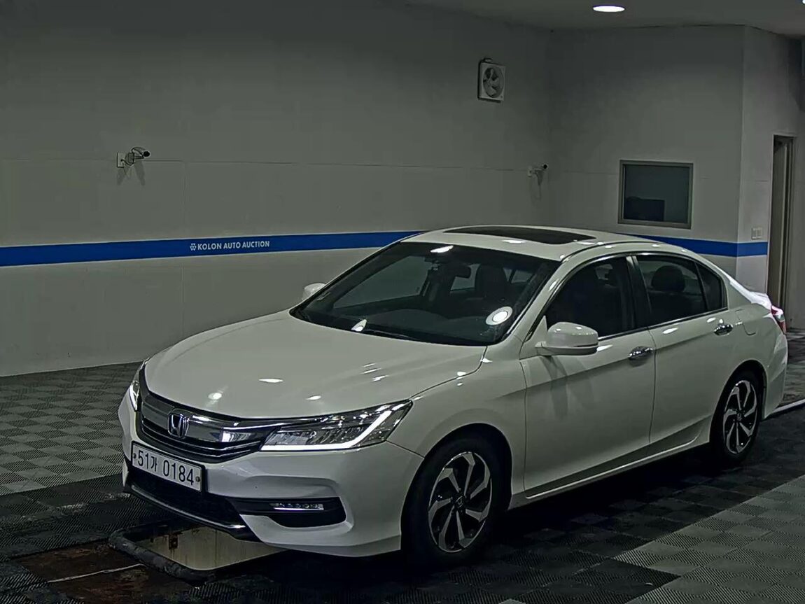 HONDA ACCORD (9TH GEN) 2.4 EX-L 2017 - zdjęcie 2