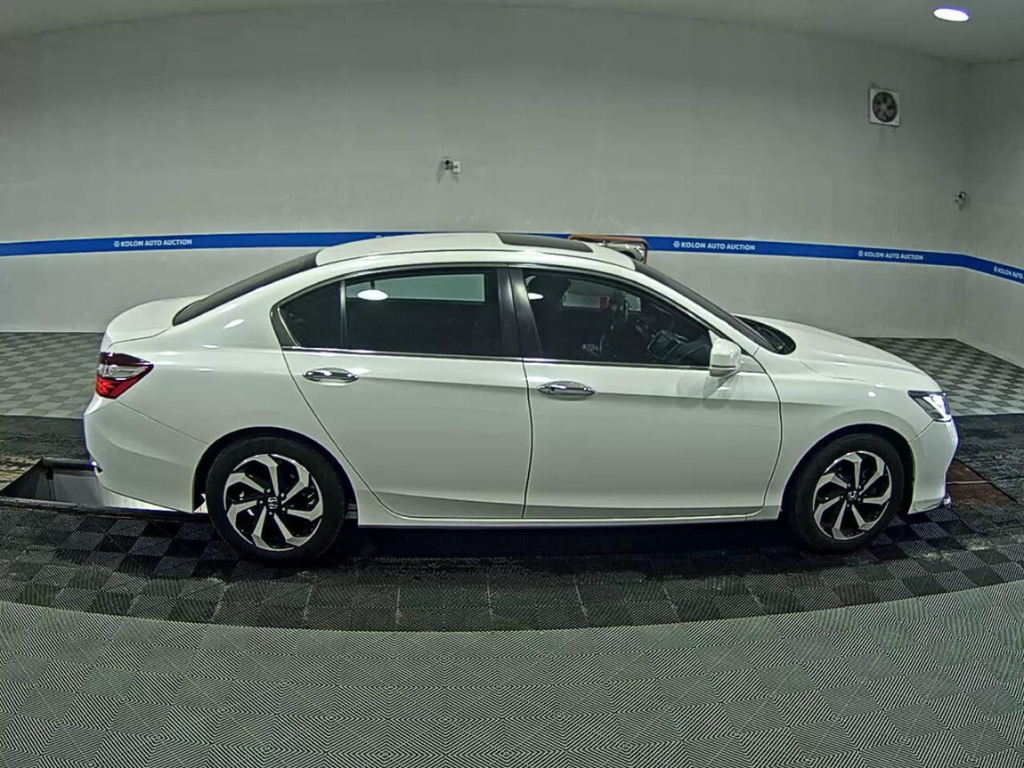HONDA ACCORD (9TH GEN) 2.4 EX-L 2017 - zdjęcie 4