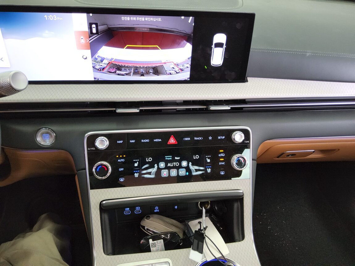GENESIS NEW GV80 2.5 GASOLINE AWD BASE MODEL 2025 - zdjęcie 18