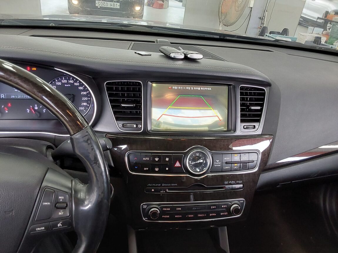KIA THE NEW K7 3.0 GDI PRESTIGE 2013 - zdjęcie 17