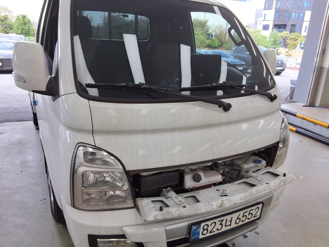 HYUNDAI PORTER II LPG SUPER CAB EXTRA LONG WHEELBASE PREMIUM 2024 - zdjęcie 17