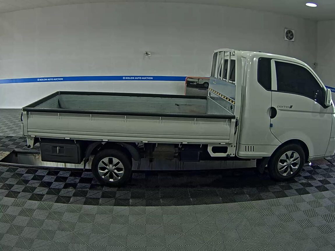 HYUNDAI PORTER II LPG SUPER CAB EXTRA LONG WHEELBASE PREMIUM 2024 - zdjęcie 4