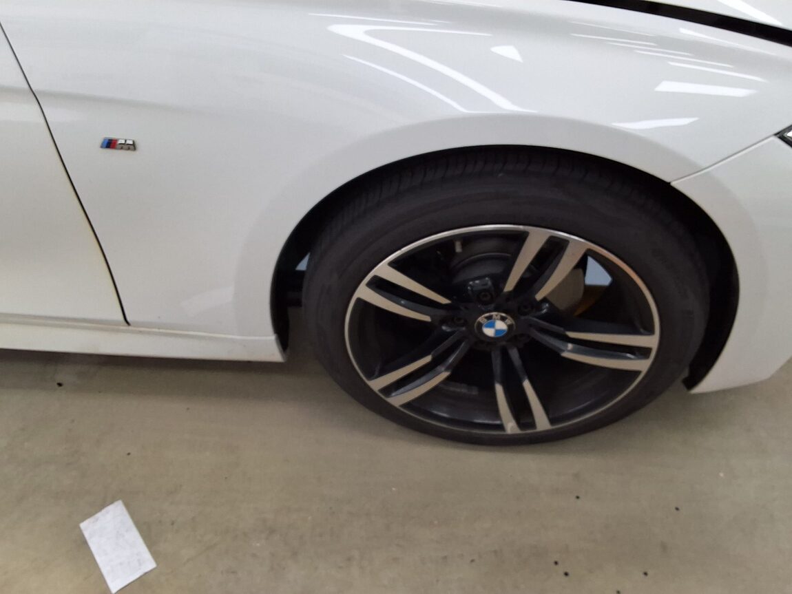 BMW 3 SERIES (6TH GEN) 320d M SPORT 2017 - zdjęcie 21