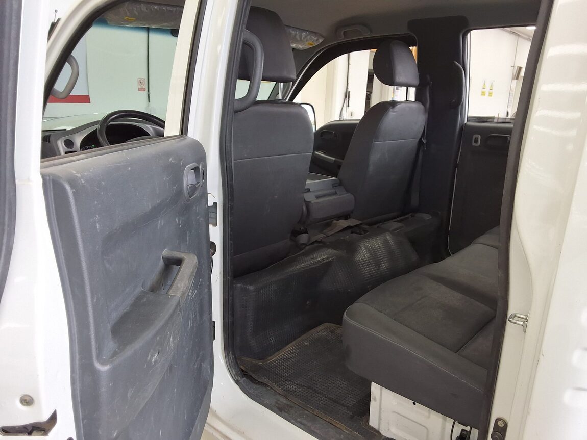 KIA THE NEW BONGO III CARGO 1 TON DOUBLE CAB EXTRA LONG WHEELBASE L 2020 - zdjęcie 12