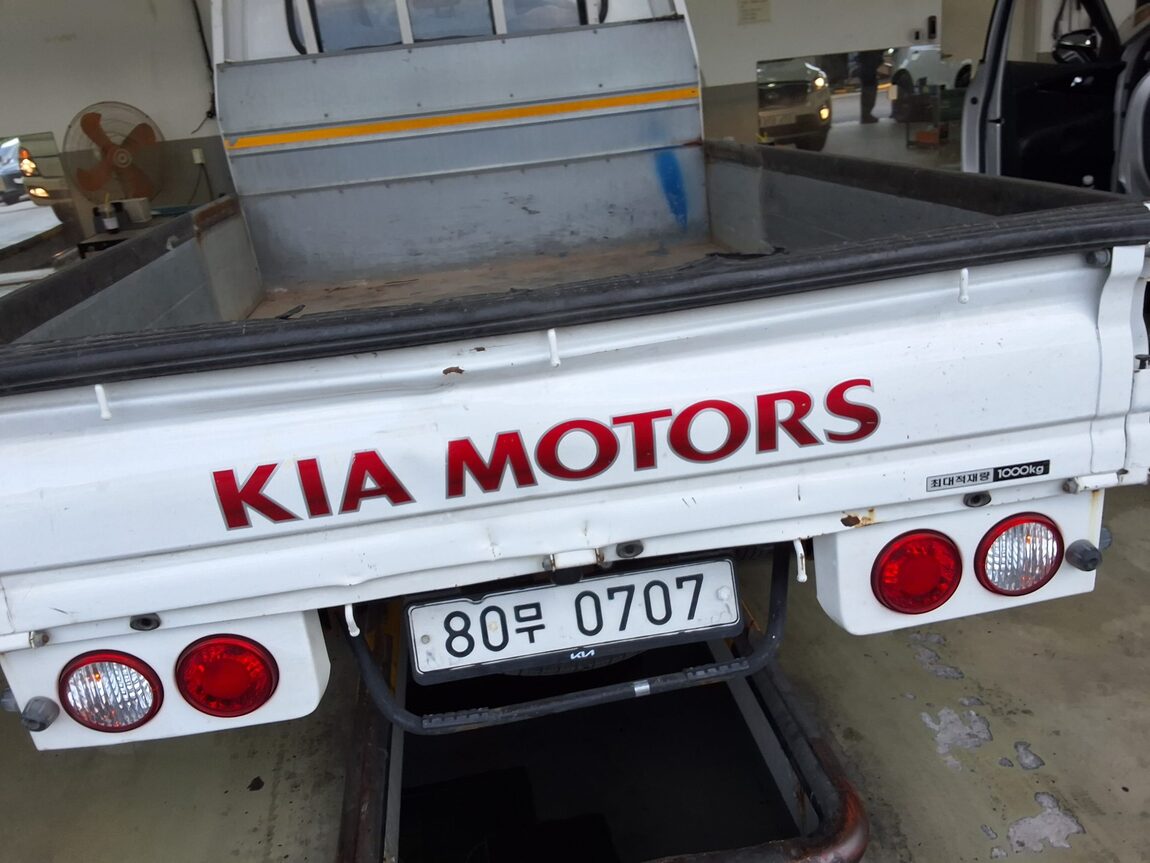 KIA THE NEW BONGO III CARGO 1 TON DOUBLE CAB EXTRA LONG WHEELBASE L 2020 - zdjęcie 15