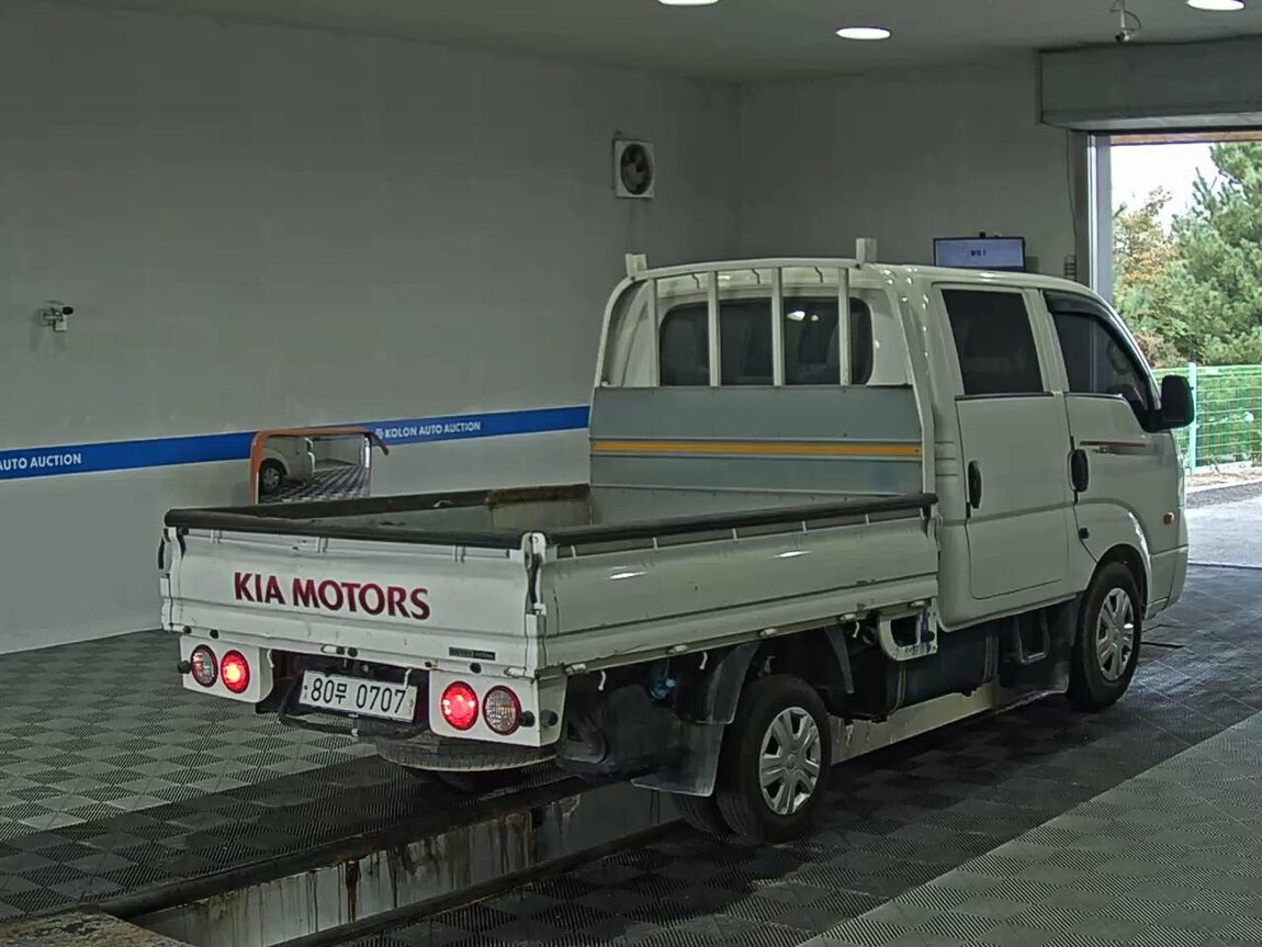KIA THE NEW BONGO III CARGO 1 TON DOUBLE CAB EXTRA LONG WHEELBASE L 2020 - zdjęcie 5