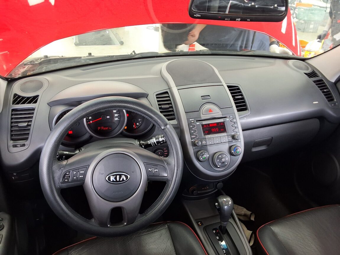 KIA SOUL 1.6 CVVT 2U LUXURY MODEL 2010 - zdjęcie 11