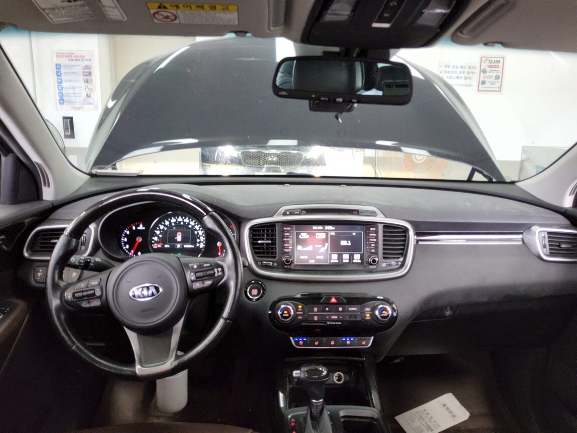 KIA ALL NEW SORENTO R2.0 2WD NOBLESSE SPECIAL 2015 - zdjęcie 11